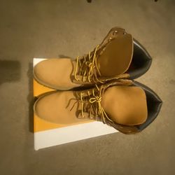 TIMBERLAND BOOTS ! USED , GOOD CONDITION ! 