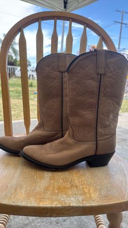 Brown boots