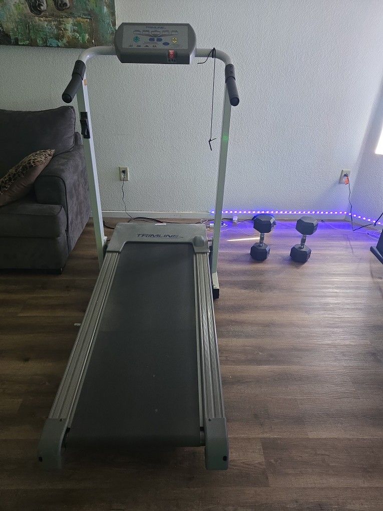 Treadmill With Incline