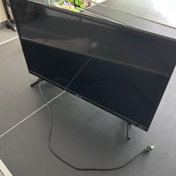 Hisense 32” Roku Smart TV
