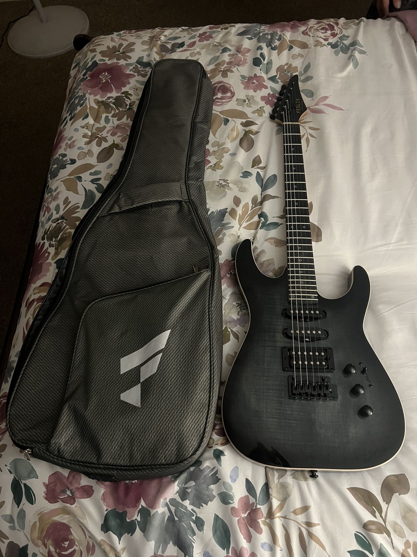 Fesley Electric Guitar