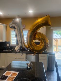 Free Giant Birthday Baloons