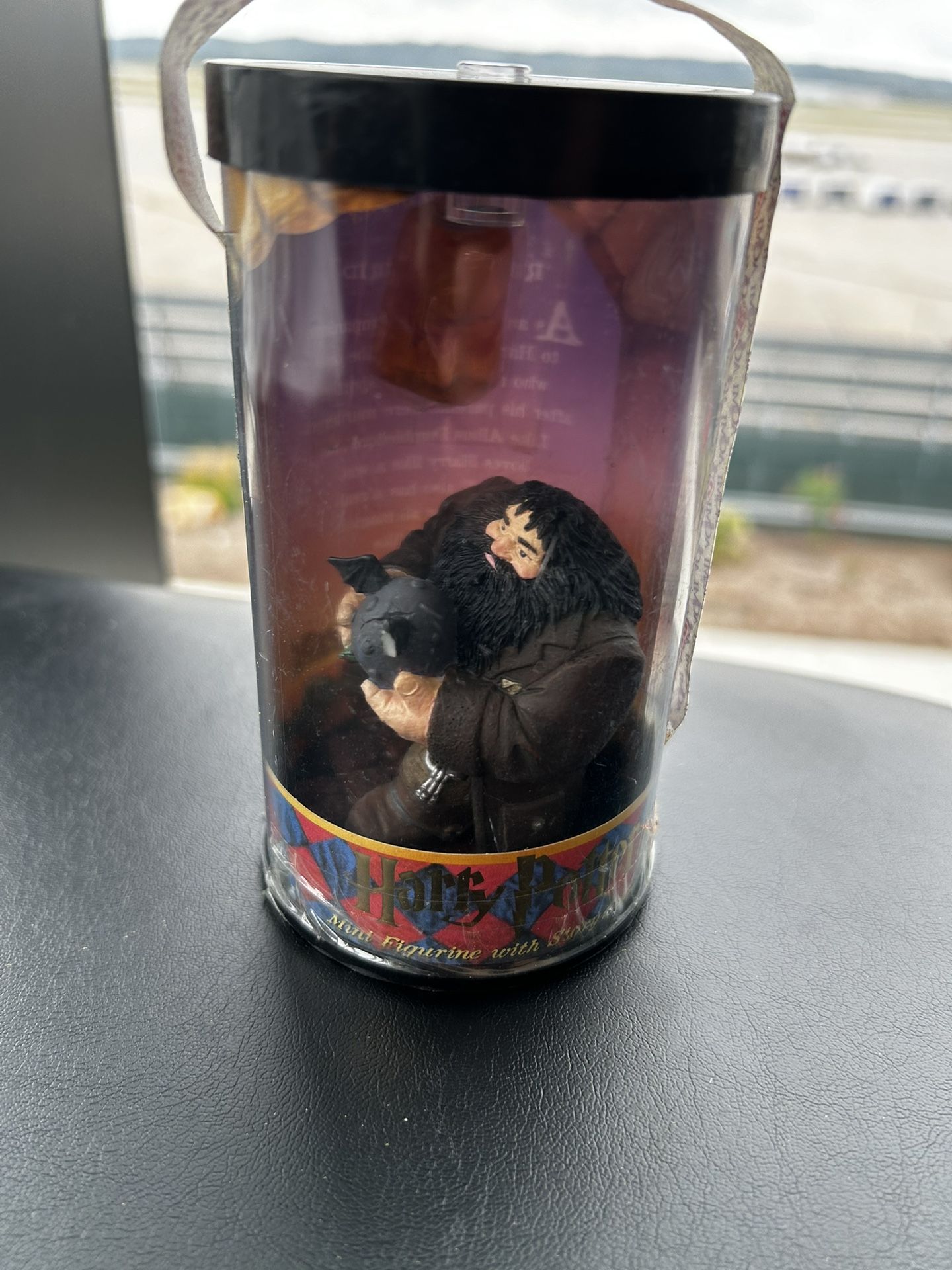 Enesco Harry Potter Hagrid Mini Figure With Story Scope Hero Brand New 2000 NIB