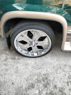 22-in Chrome Rims