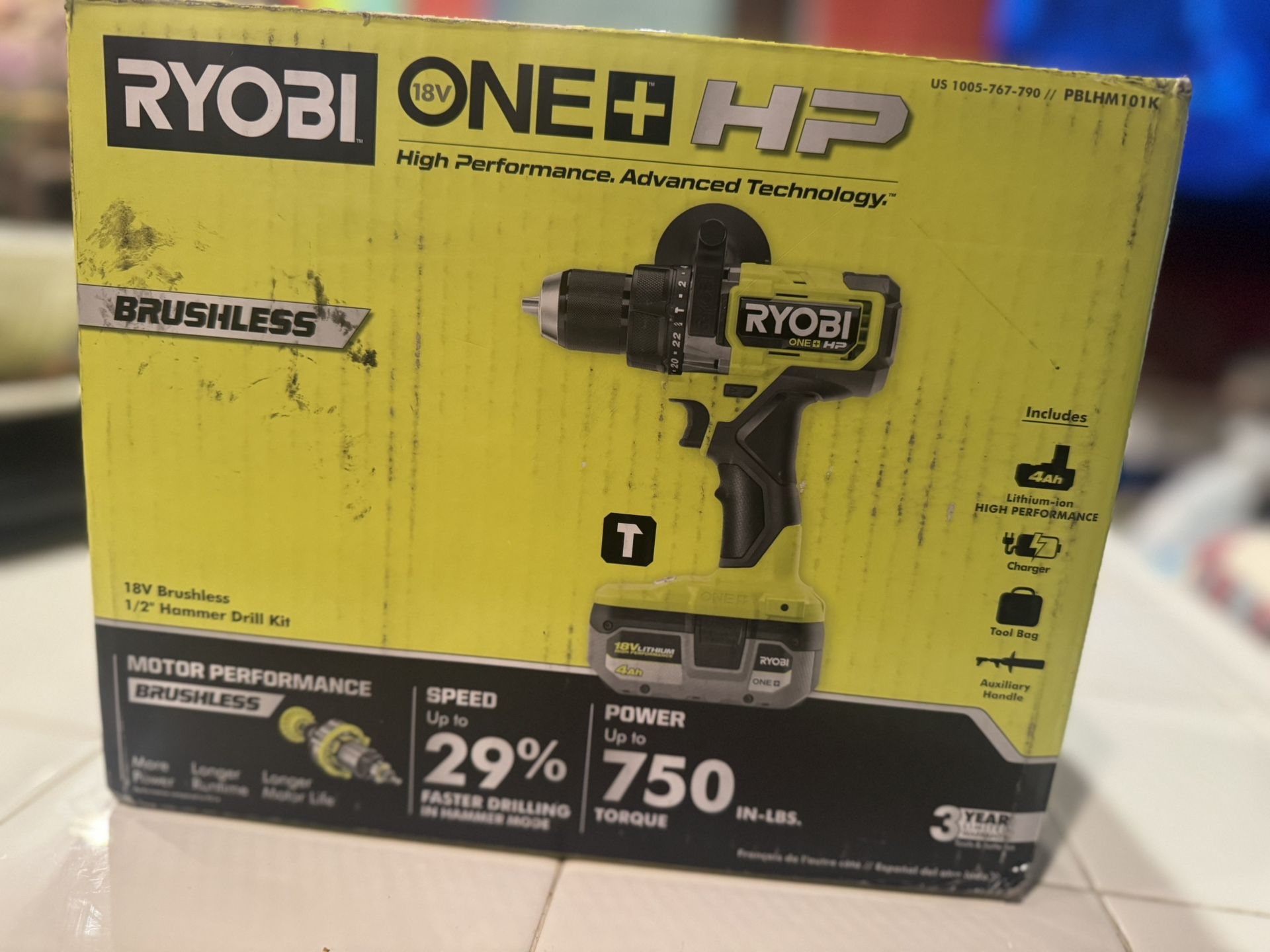 RYOBI ONE+ HP 18V Brushless Cordless 1/2 in. Hammer Drill Kit