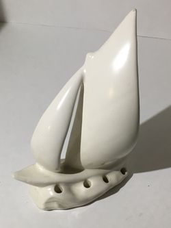Haldeman Caliente Sail Boat Flower Frog Floral Arranger