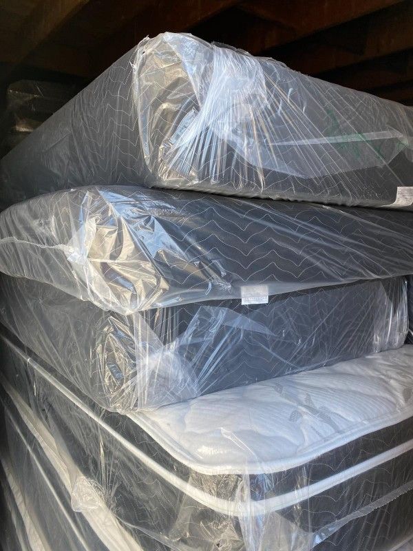 WE HAVE ALL SIZES MATTRESS AND BOX SPRING BRAND NEW