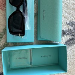 Tiffany Sunglasses Black/Grey Gradient butterfly