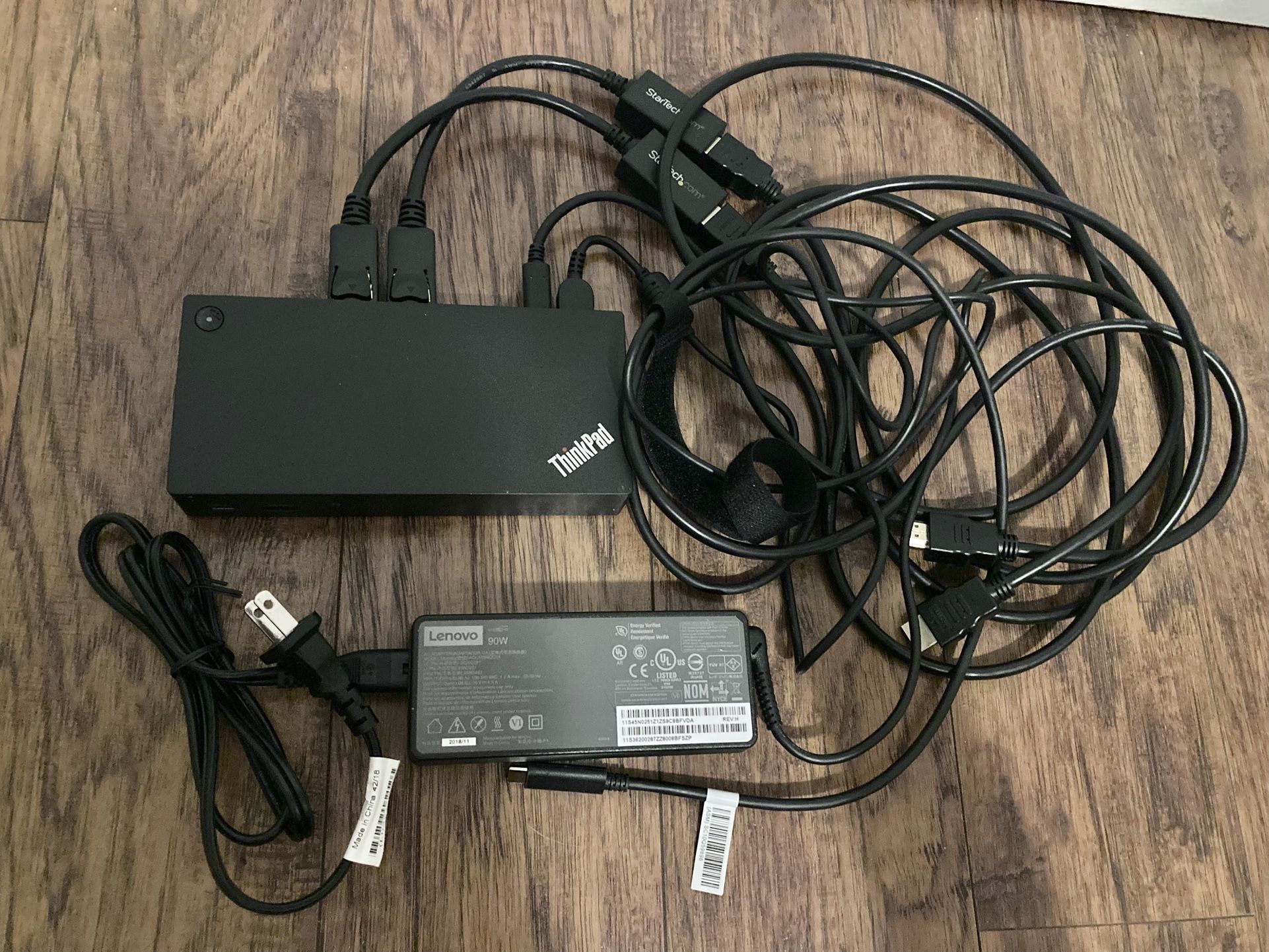 Lenovo DK1633 40A9 ThinkPad USB-C Dock Station + 90W Power Supply + StarTech USB-C Cable