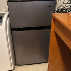 Mini Fridge For Sale