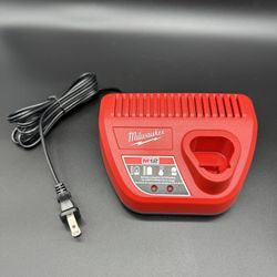 Milwaukee M12 Charger New 