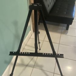 Artify Easel Stand for Sign In Good Condition 