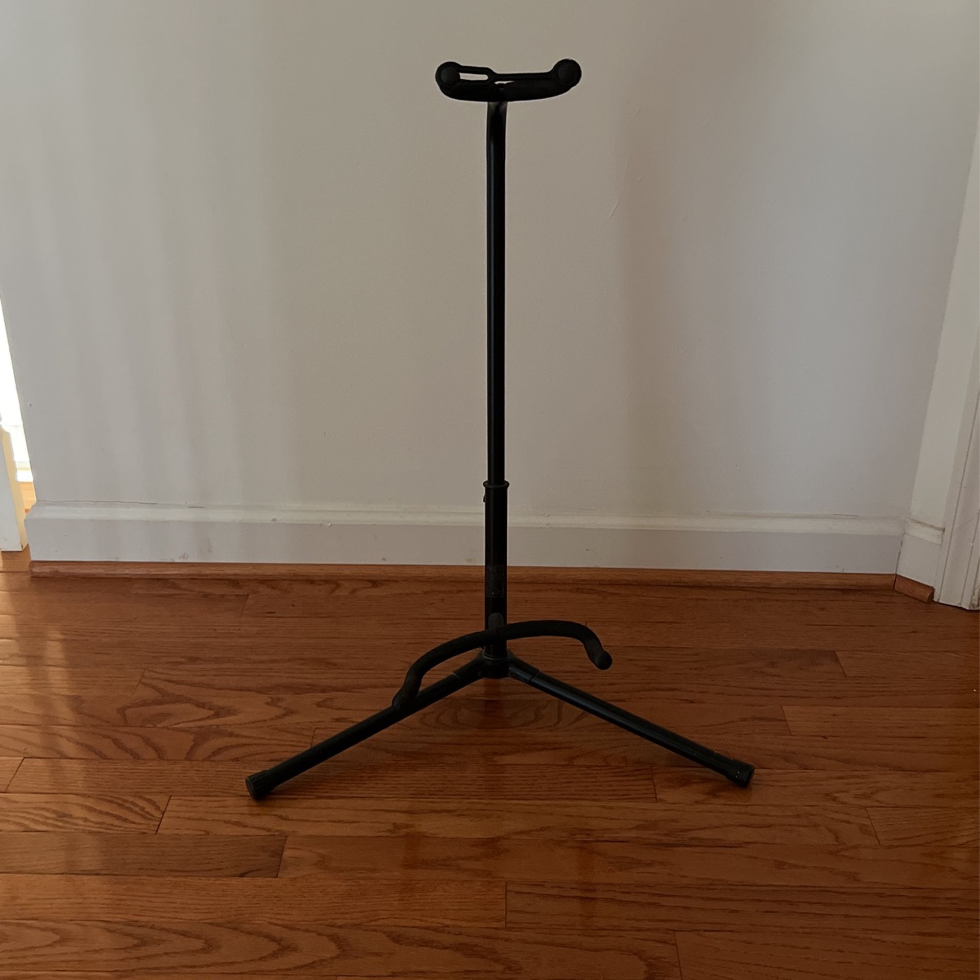 Guitar Stand