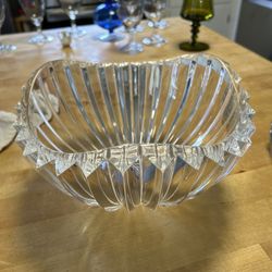 Mikasa Crystal Bowl 9” Diameter