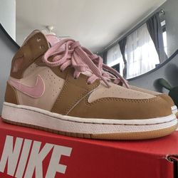 Lola bunny clearance jordan 1s