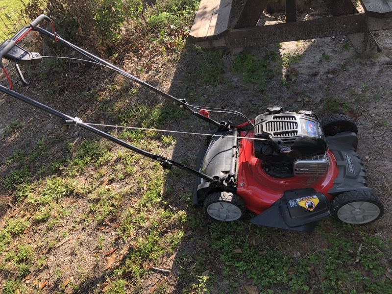 Self propelled lawn mower