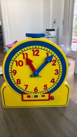 Learning Resources Primary Time Teacher 12-Hour Junior Learning Clock