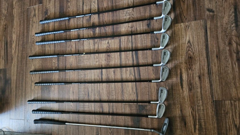 Brand New Giant Golf Gx2 Graphite Irons