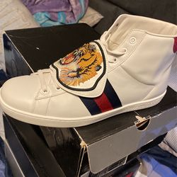 Gucci Size 9.5