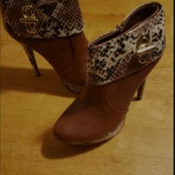 Anne Michelle high heels