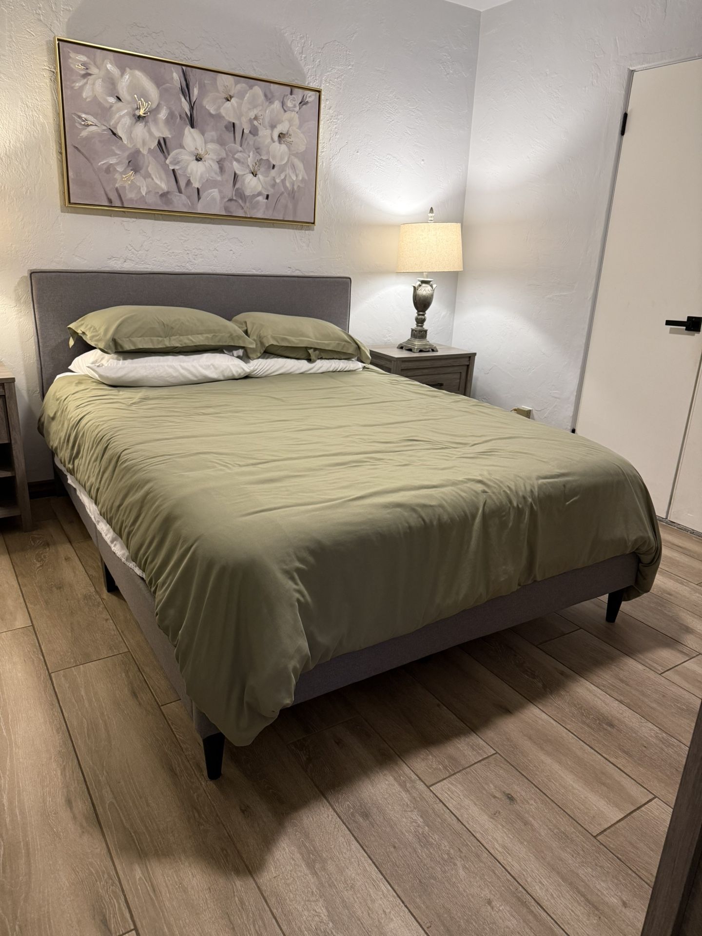Queen Bed Frame And Mattress