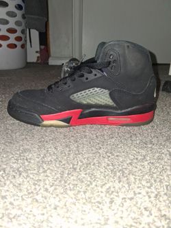 Emerald fire red 5s size 5y