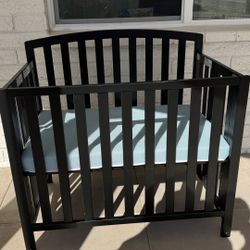 Mini Crib