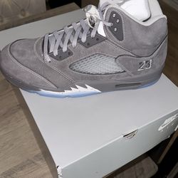 Air Jordan wolf grey 5