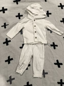Carter’s outfit