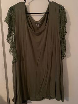 Plus size 4X knit Torrid top 5$