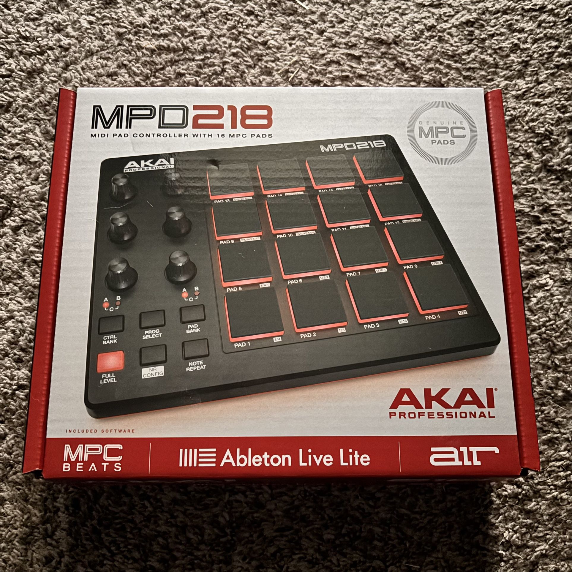 Akai MPD218 - Midi Pad Controller