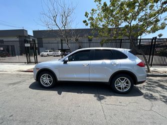 2012 Porsche Cayenne Hybrid