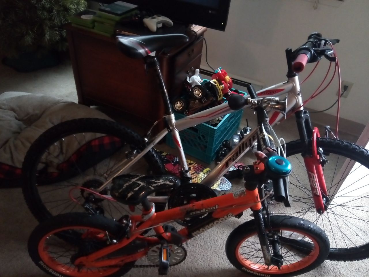 Rallye Descent DX5300 Mountain Bike for Sale in Seattle, WA OfferUp