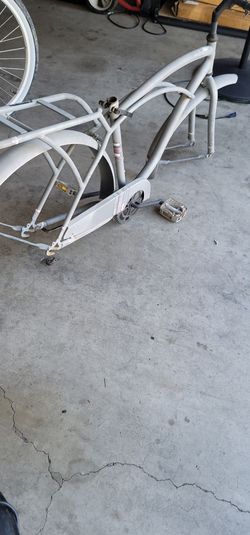 26" Beach Cruiser frame I have the seat.