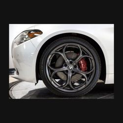 2019 Alfa Romeo Guilia Wheels All 4 