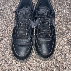Selling Shoes In Good Condition 