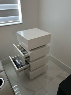 Pedestal