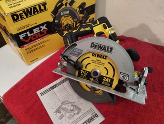 Like New Dewalt Brushless Flex Volt Adventage Circular Saw 71/4 Tool Only $$$145