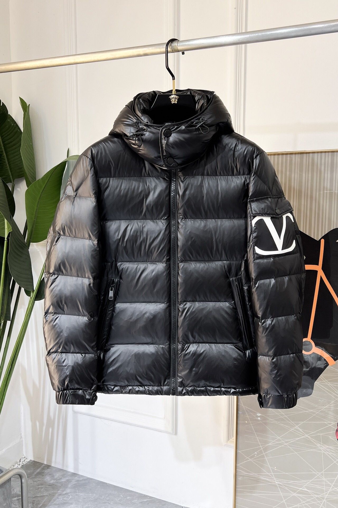 Valentino Men’s Black Coat 2025 New