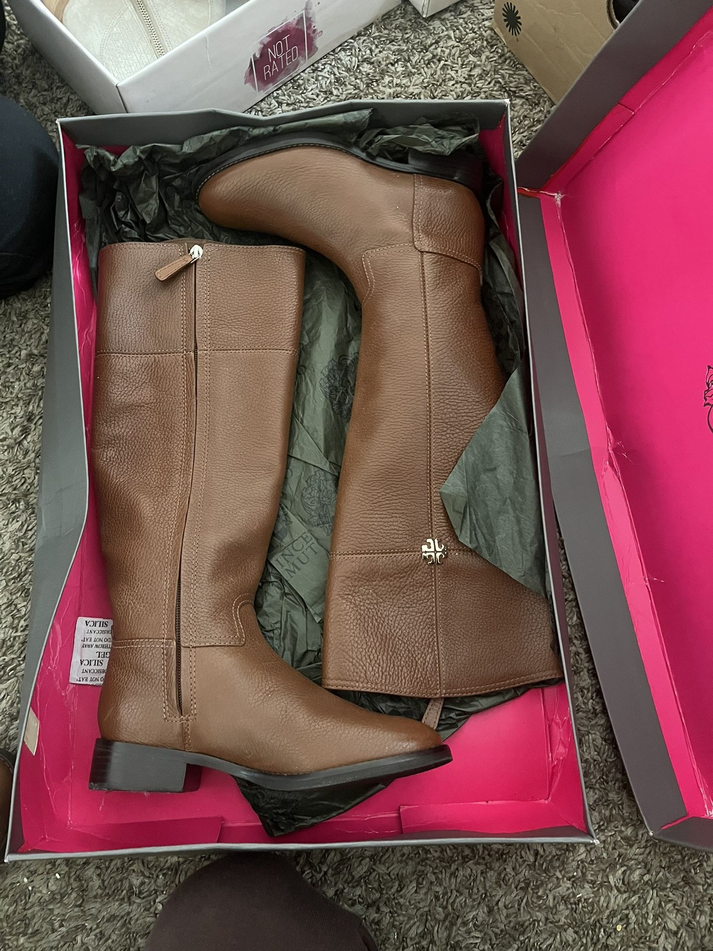 High Heels/ Boots