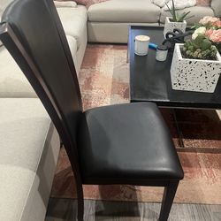 Set of 4 chairs