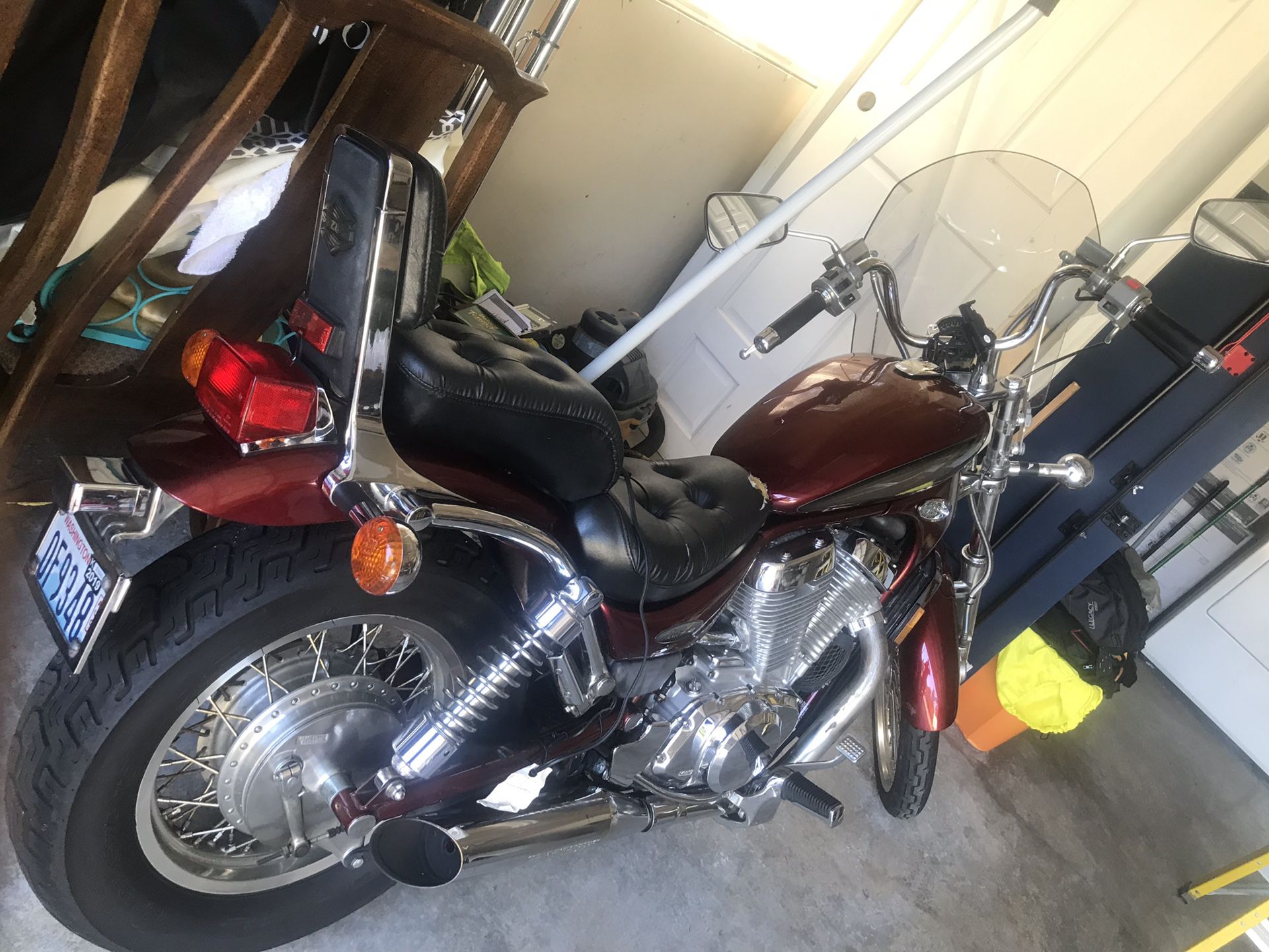 Motorcycle Suzuki intruder 800