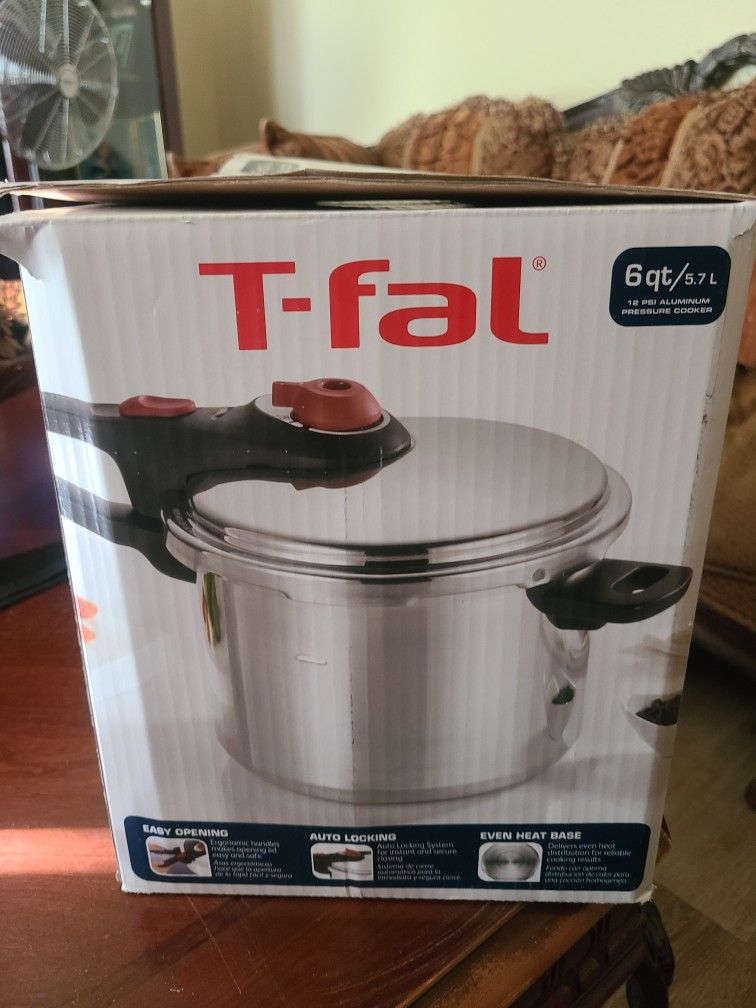 t fal pressure cooker 6QT for Sale in Rialto, CA - OfferUp