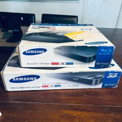 (2) NEW Samsung Blue-Ray DVD Players with Movies (1 Sealed, 1 Open Box) #BD-F5900, #BD-F5100