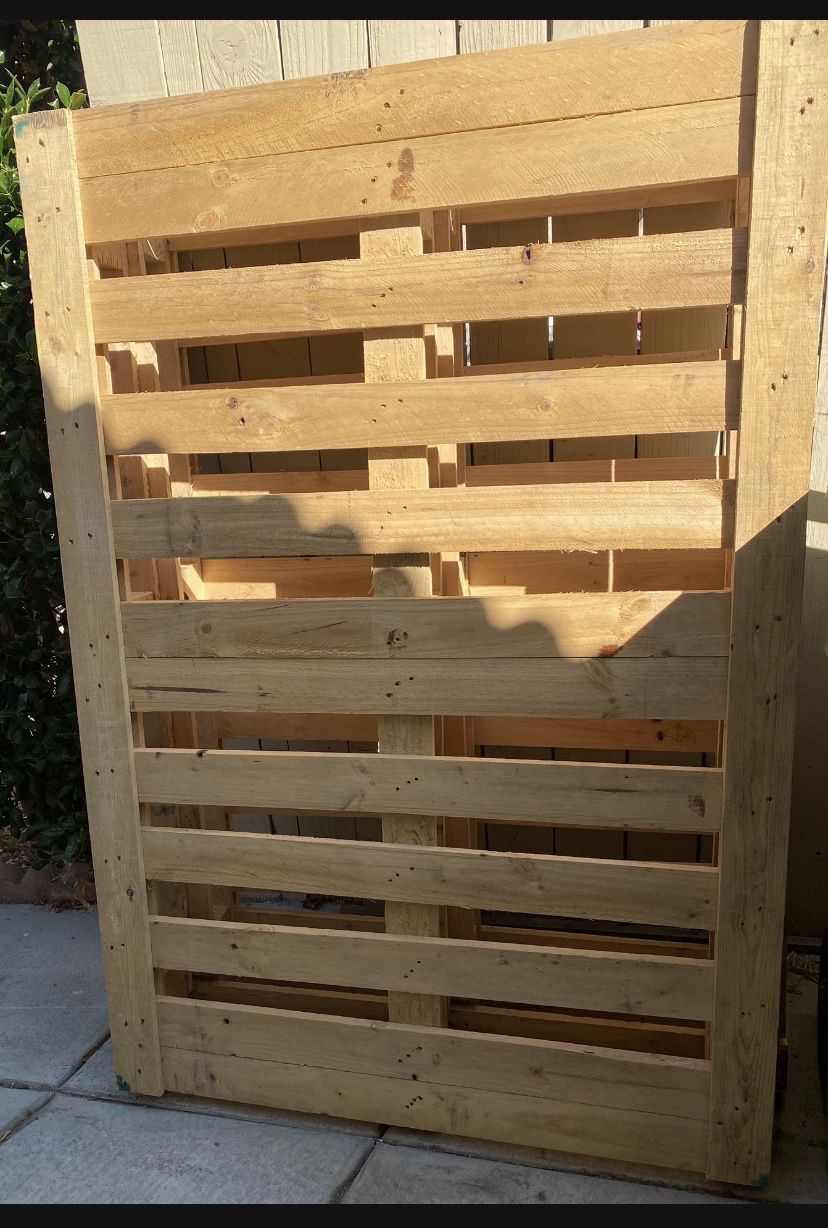 Wood Pallets