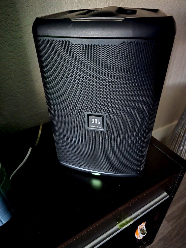 JBL ONE COMPACT PRO SPEAKERS BLUETOOTH LIKE NEW 750