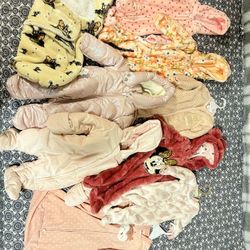 A lot Of 0-3months Baby Girl Warm Clothes Onesies And Sleep Sacks