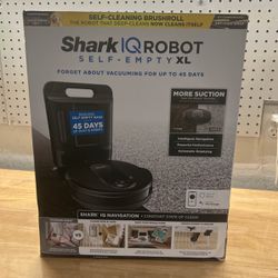 Shark IQ Robot Self-Empty® XL Vacuum