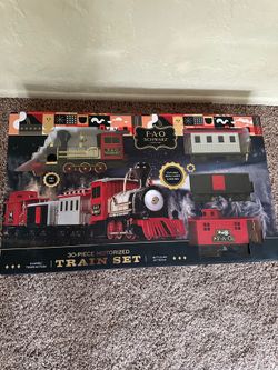 Holiday train set **USED ONCE**
