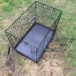 Petmate DD Medium 30"L Wire Metal Dog Training Kennel Crate Carrier